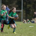 Kinder spielen Rugby im Waldstadion Trier